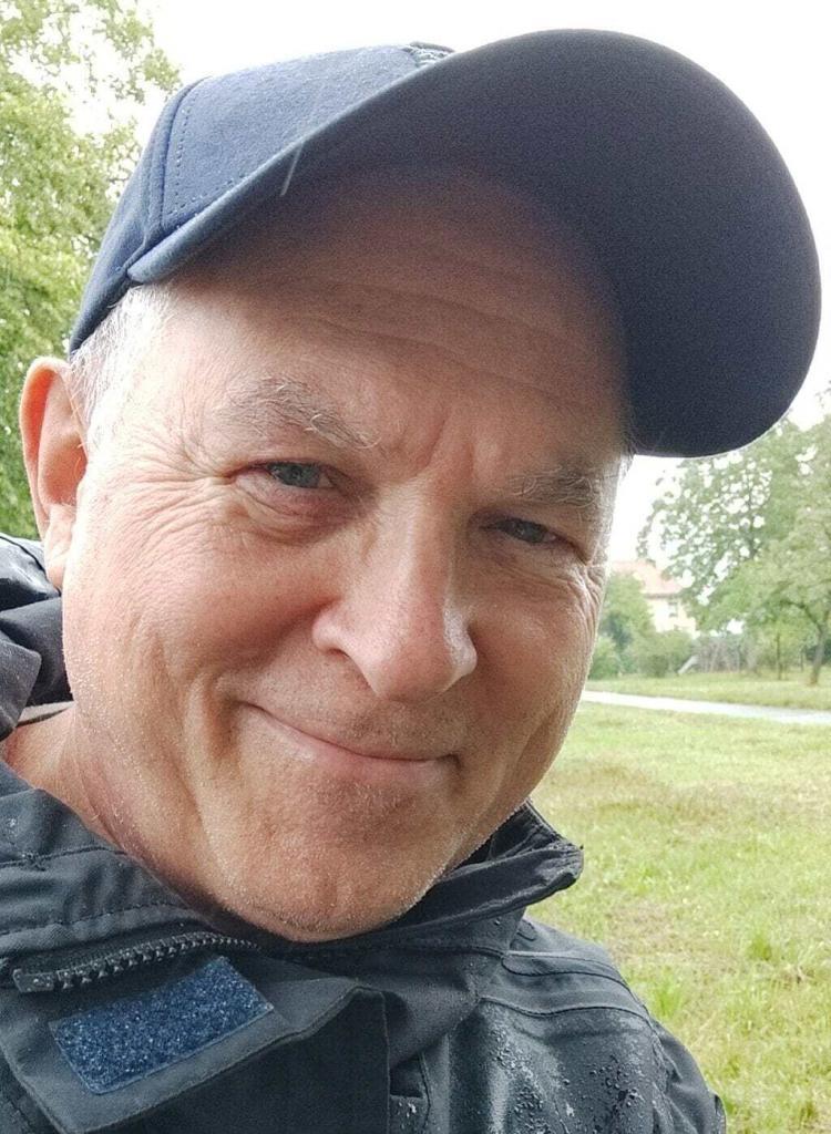 Hundetrainer und Gassigeher Thomas Lin